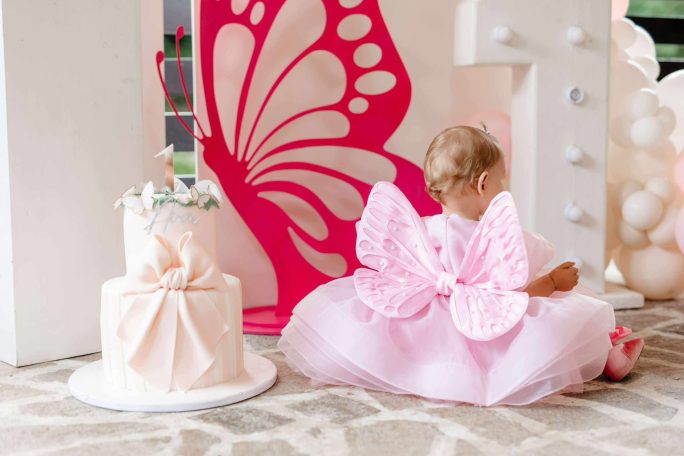 Vestido bebé rosa alas mariposa 3D tutú – primer cumpleaños by Mohini Bebé  