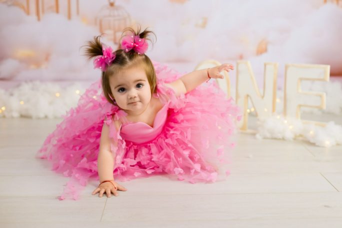 Vestido bebé niña rosa tutú pompón lazos – primer cumpleaños by Mohini Bebé  